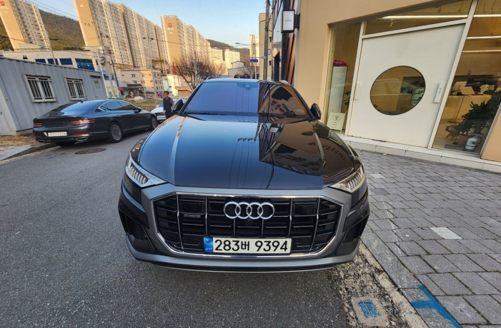 Audi Q8 (4M)