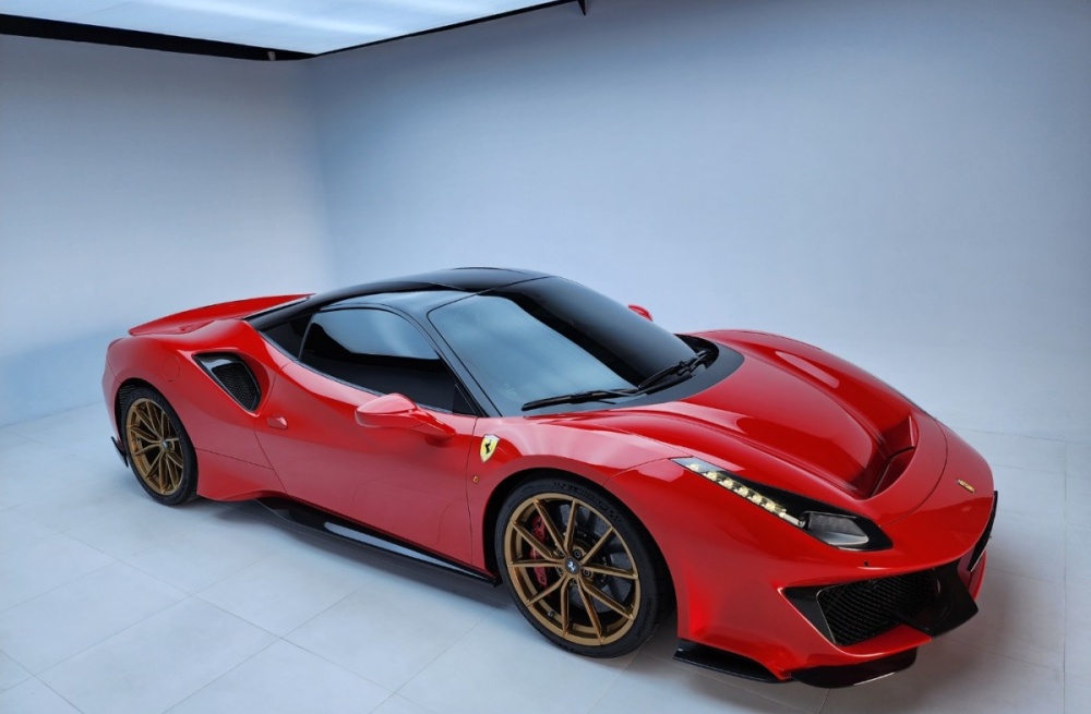 Ferrari 488 Pista