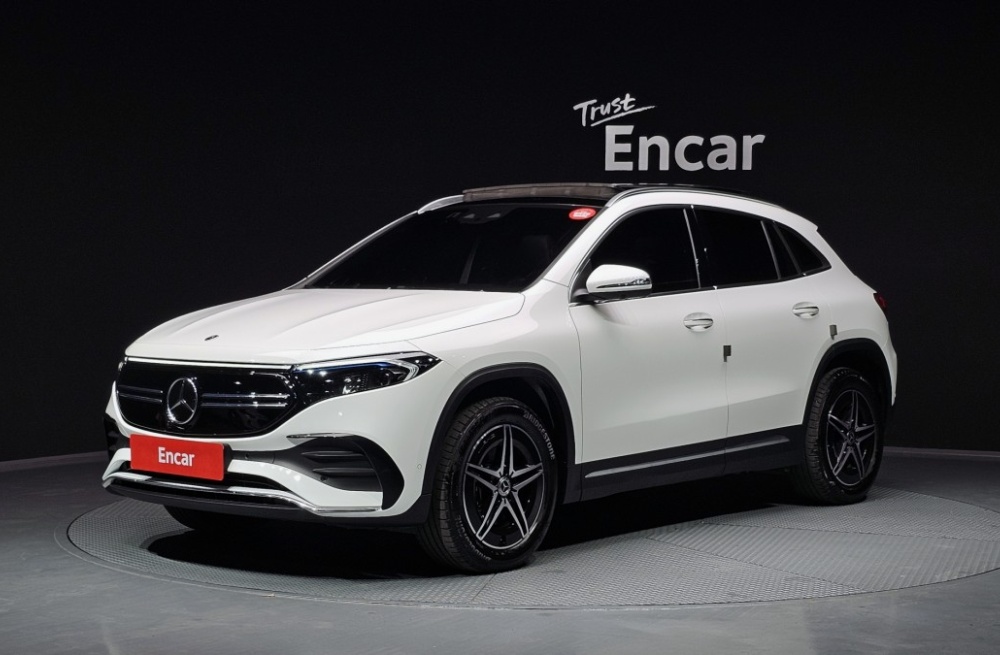 Mercedes-Benz EQA-H243