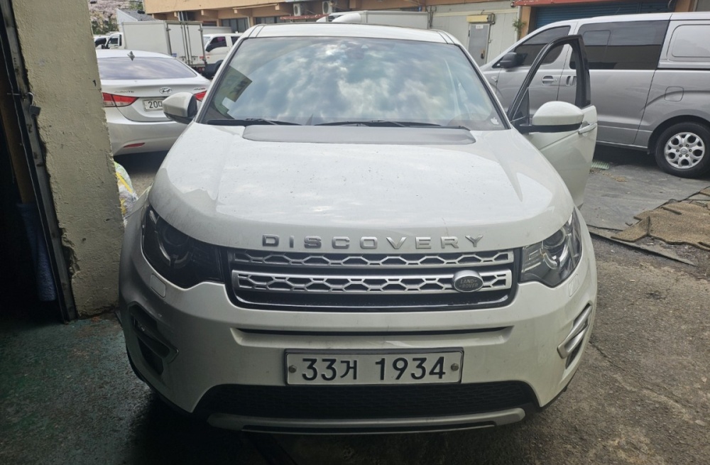 Land rover discovery sport