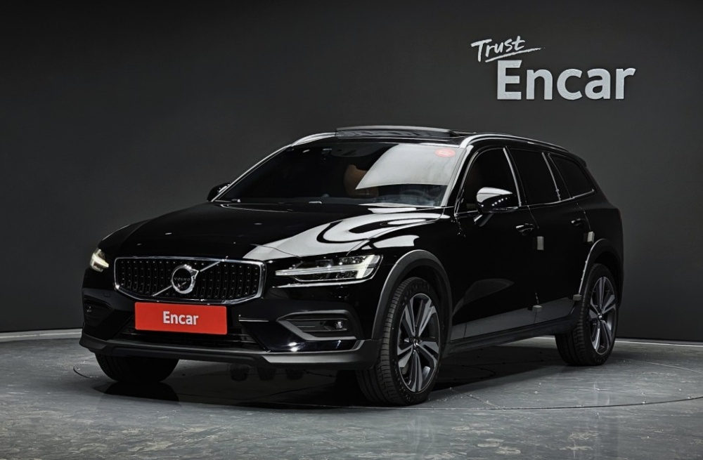 Volvo V60 Cross Country 2nd Generation