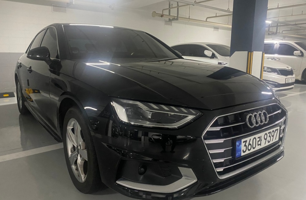 Audi A4 (B9)
