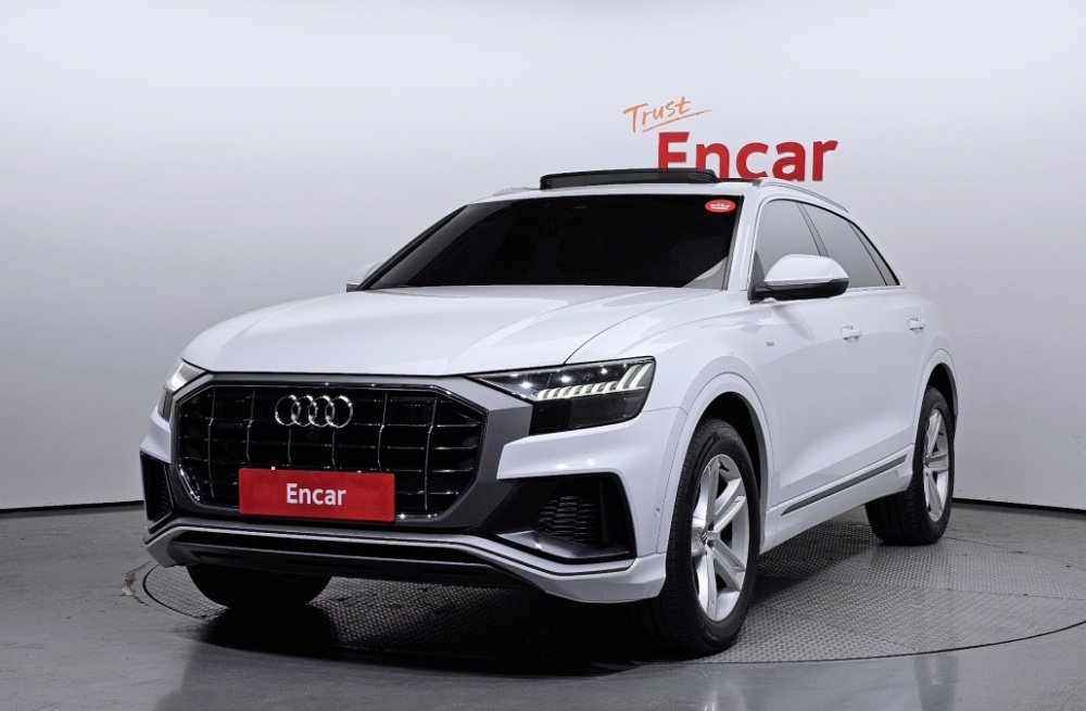 Audi Q8