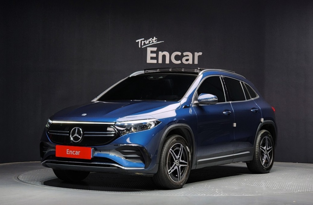 Mercedes-Benz EQA-H243