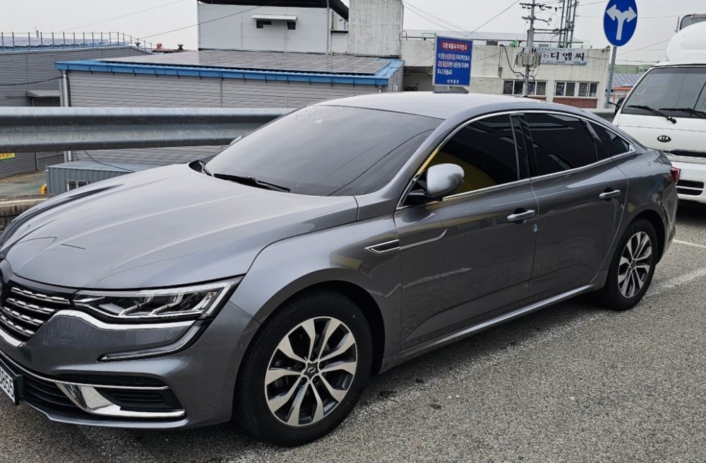 Renault Korea (Samsung) The New SM6