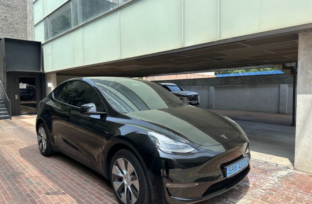 Tesla model Y