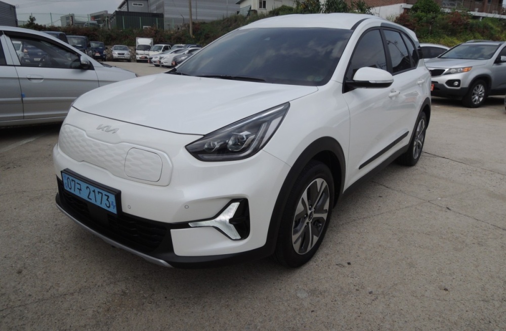 Kia niro plus