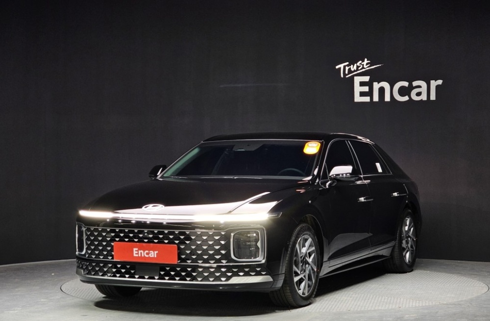 Hyundai Grandeur Hybrid (GN7)