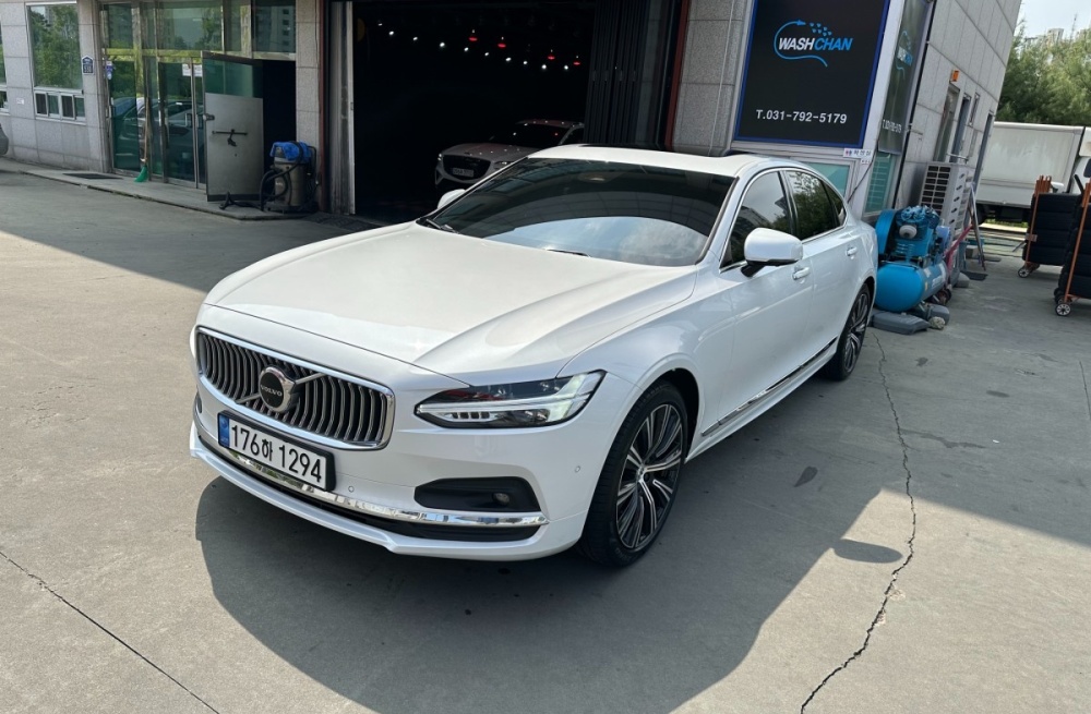 Volvo S90