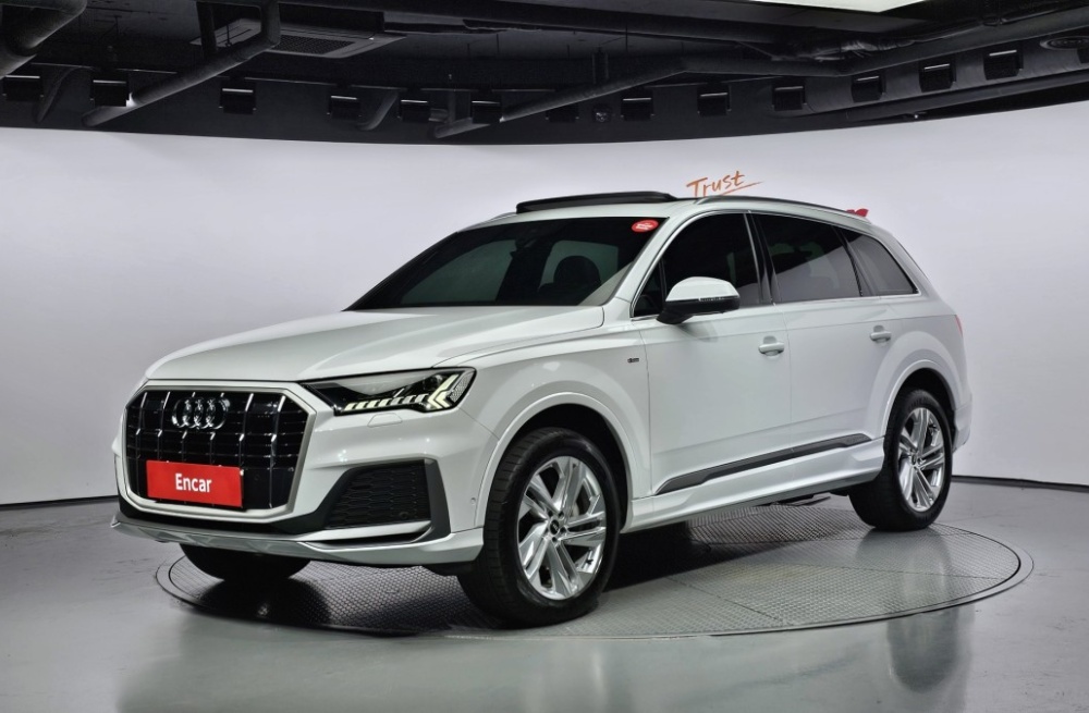 Audi Q7 (4M)