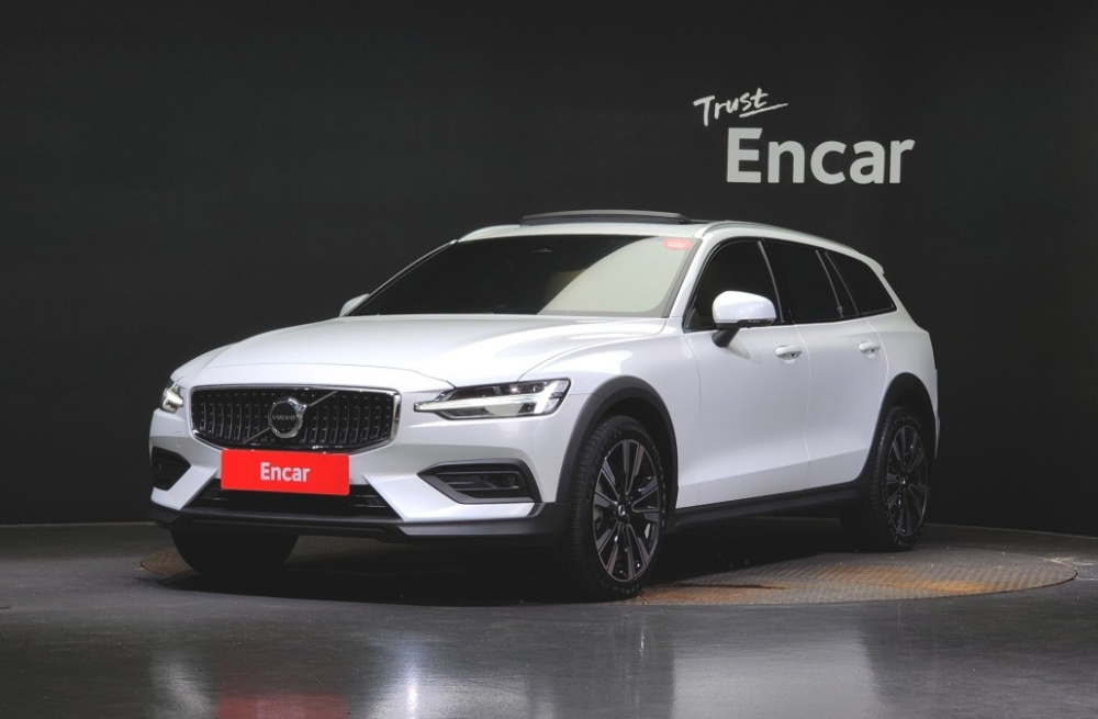 Volvo V60 Cross Country 2nd Generation