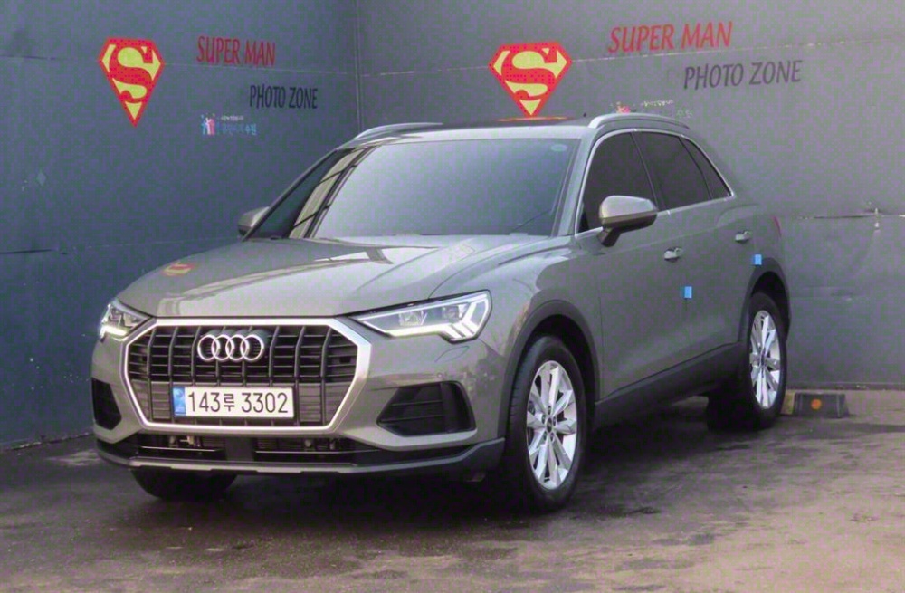 Audi Q3 (F3)
