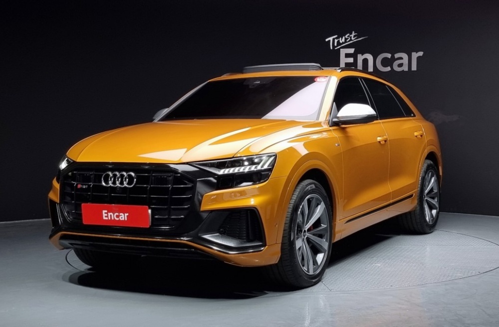 Audi Q8