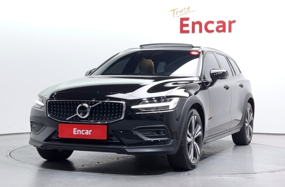 Volvo V60 Cross Country 2nd Generation