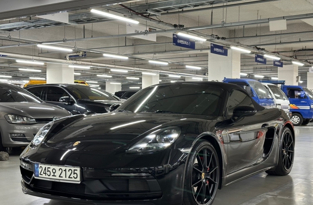 Porsche 718 boxster