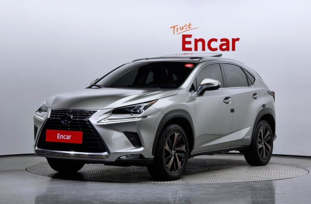 Lexus NX300h