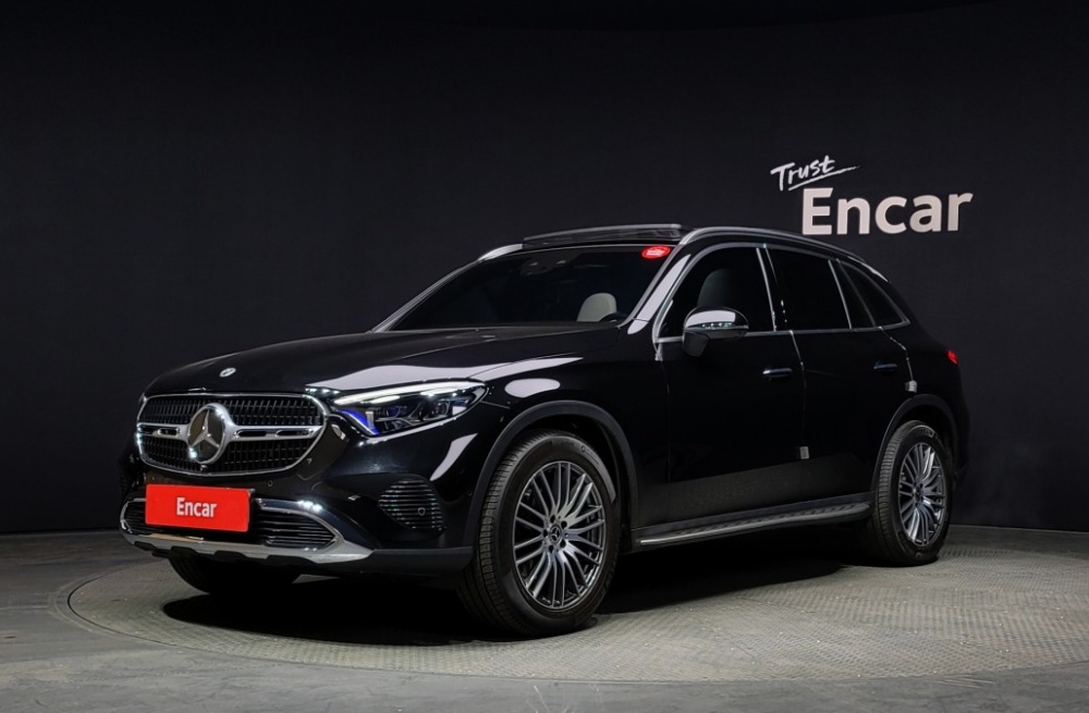 Mercedes-Benz GLC-Class X254