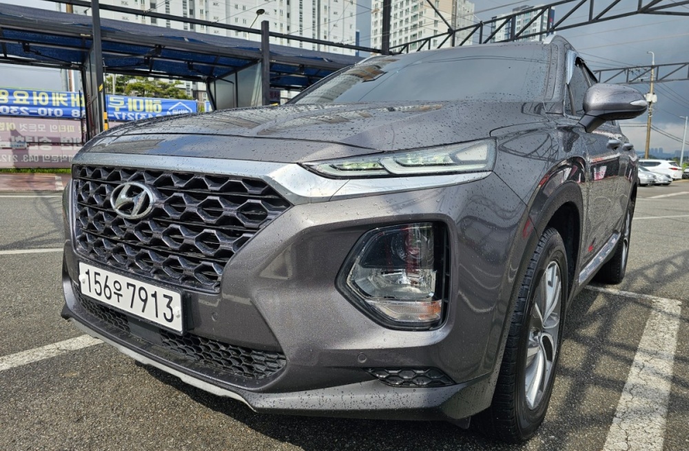 Hyundai Santa Fe TM