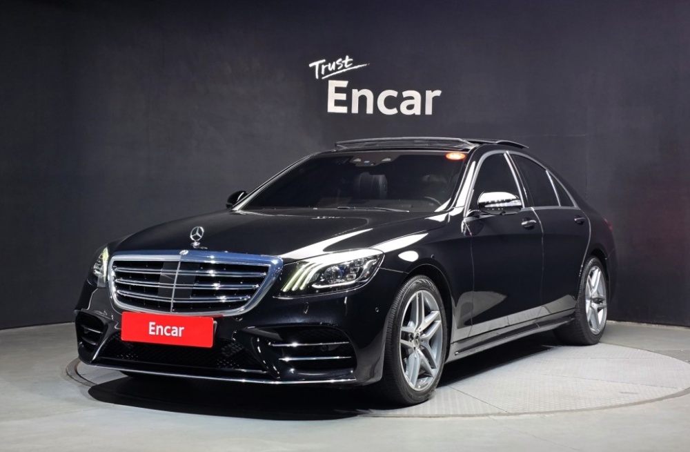 Mercedes-Benz S-Class W222