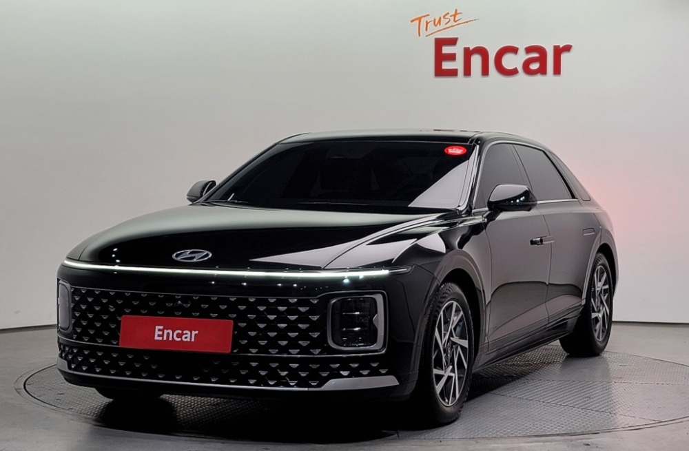 Hyundai Grandeur Hybrid (GN7)
