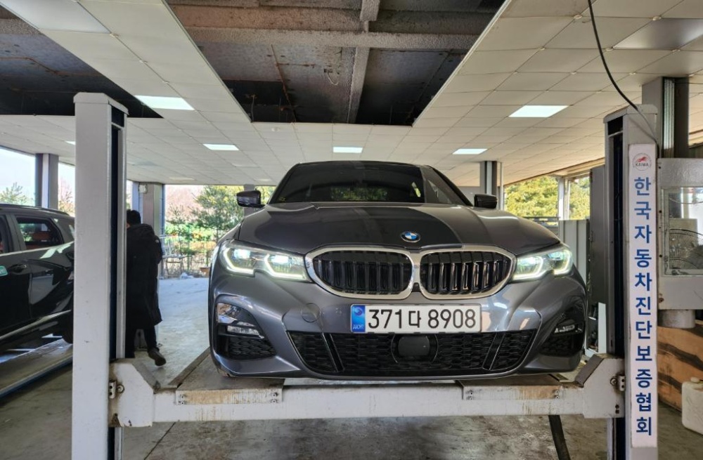 BMW 3 Series (G20)