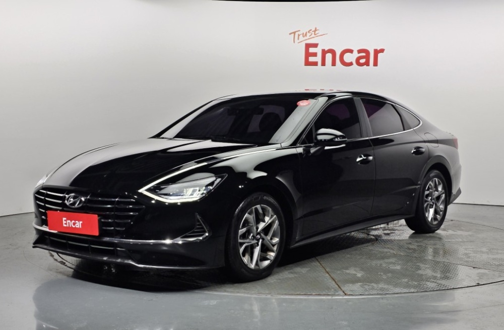 Hyundai Sonata (DN8)