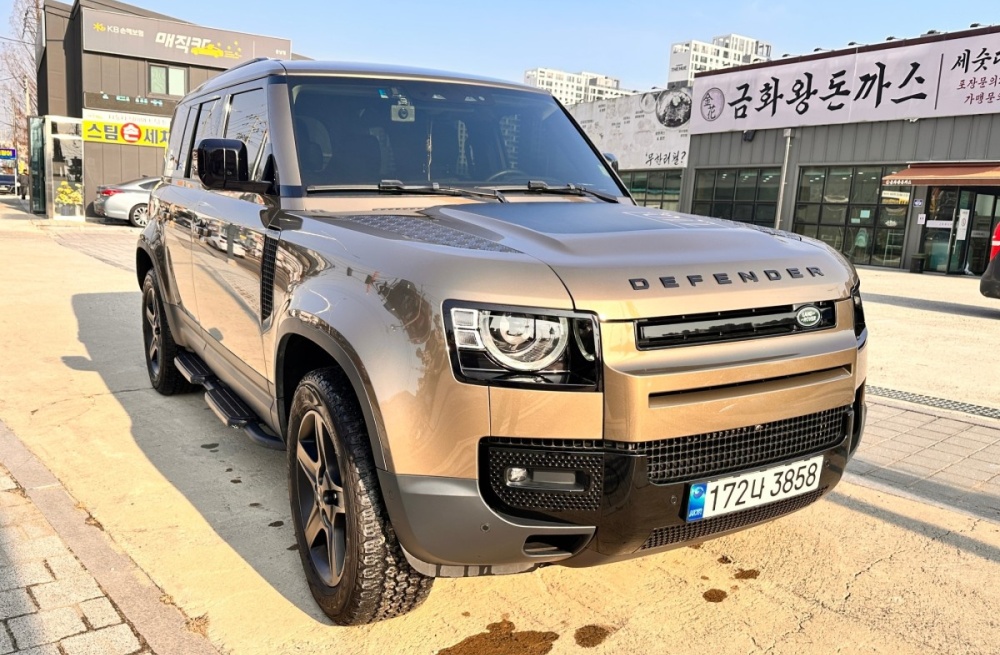 Land rover Defender (L663)