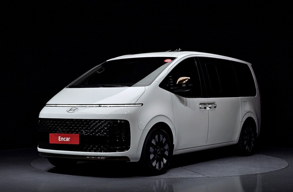 Hyundai Staria