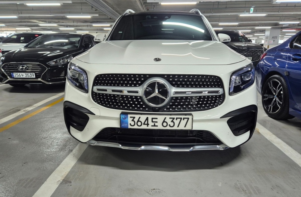 Mercedes-Benz GLB-Class X247