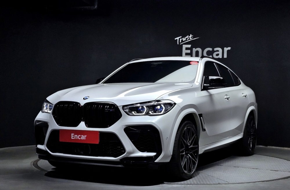 BMW X6M (G06)