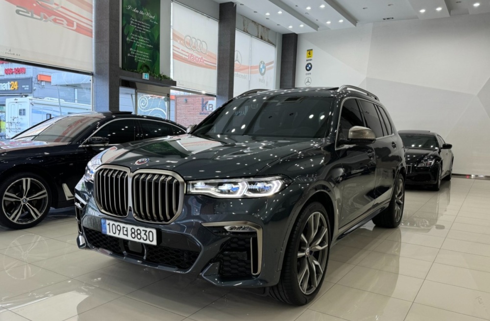 BMW X7 (G07)