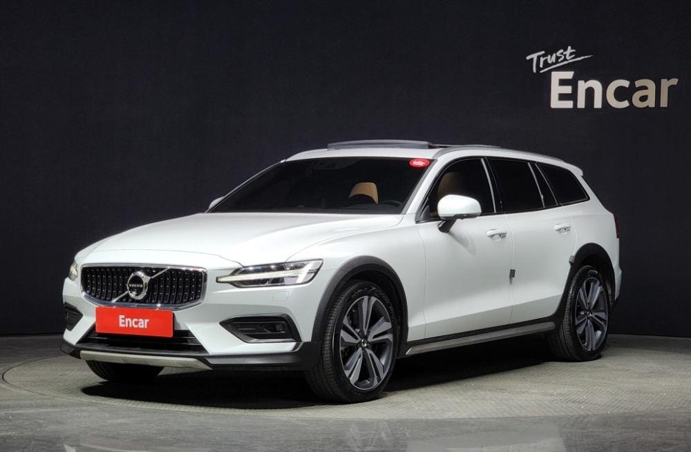 Volvo V60 Cross Country 2nd Generation