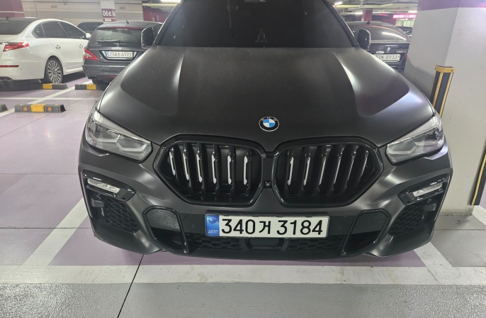 BMW X6 (G06)