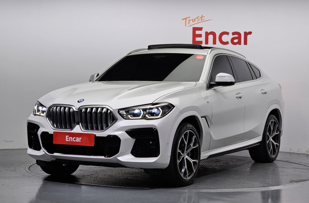 BMW X6 (G06)