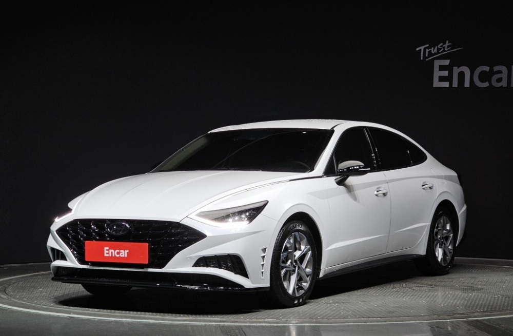 Hyundai Sonata (DN8)