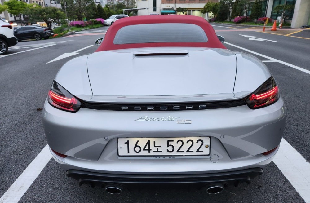 Porsche 718 boxster