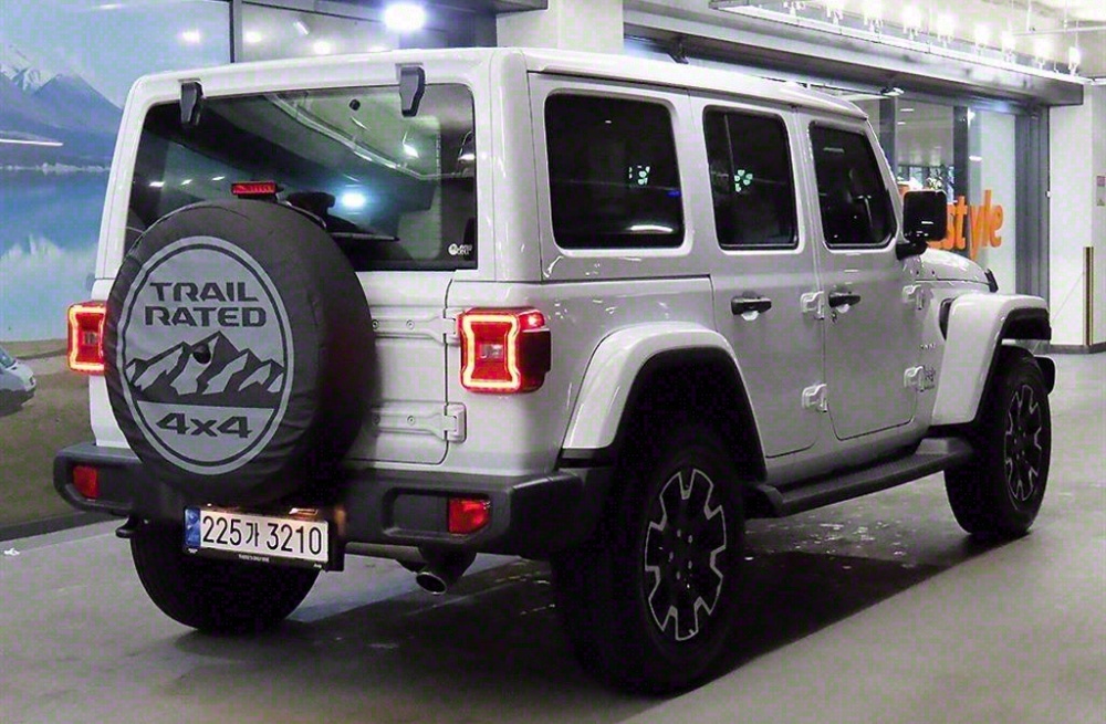 Jeep Wrangler (JL)