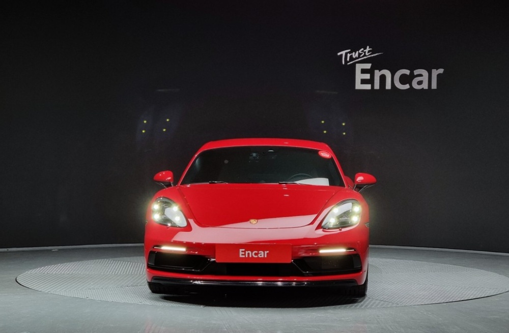 Porsche 718 Cayman