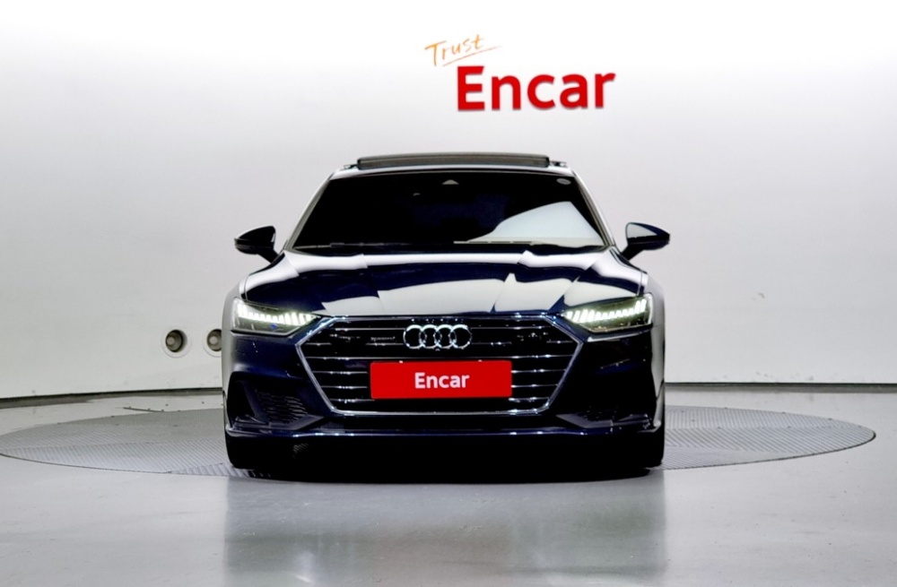 Audi A7 (4K)