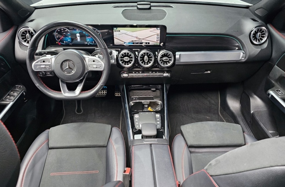 Mercedes-Benz GLB-Class X247