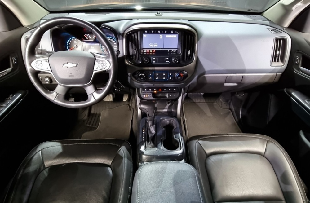 Chevrolet (GM Daewoo) real new colorado