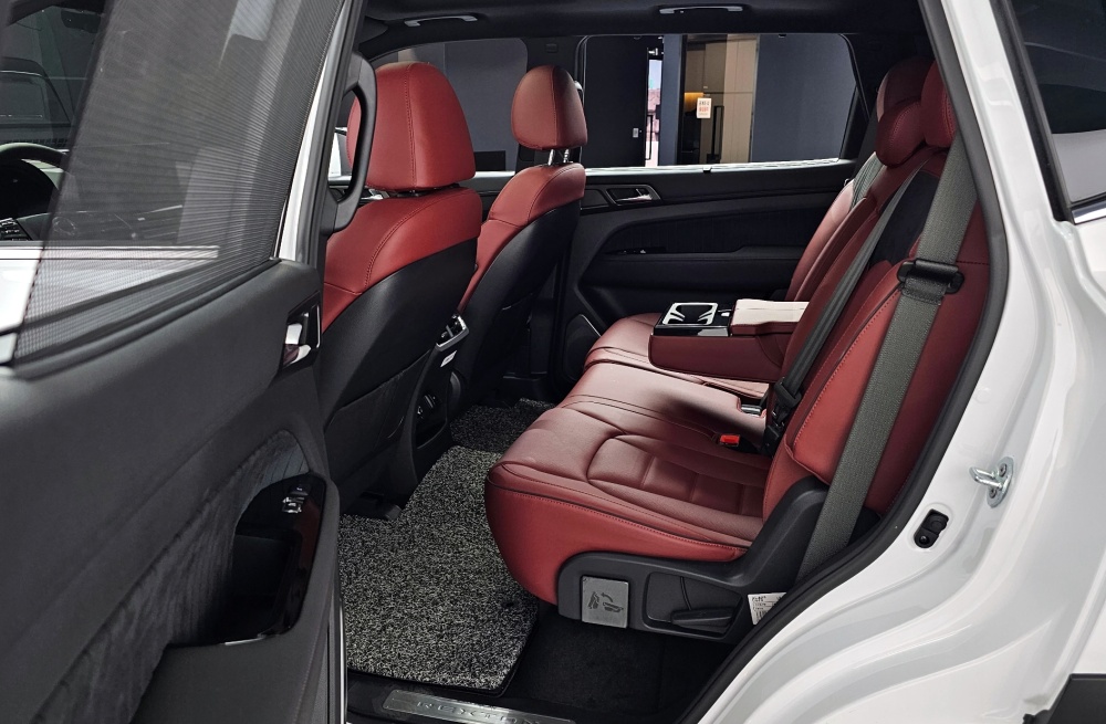 KG Mobility (Ssangyong) Rexton New Arena