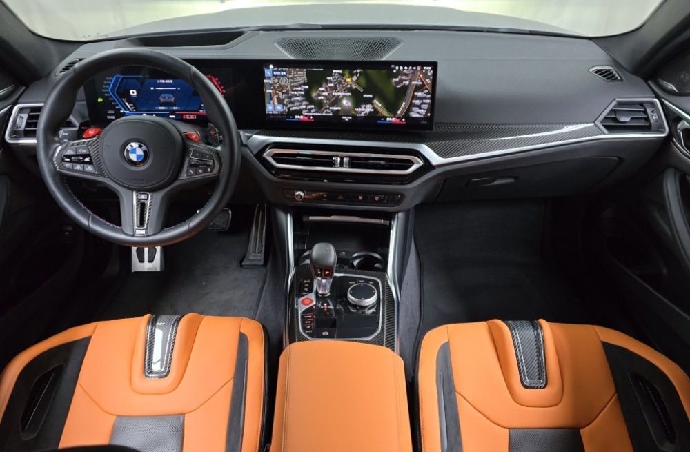 BMW M4 (G82)