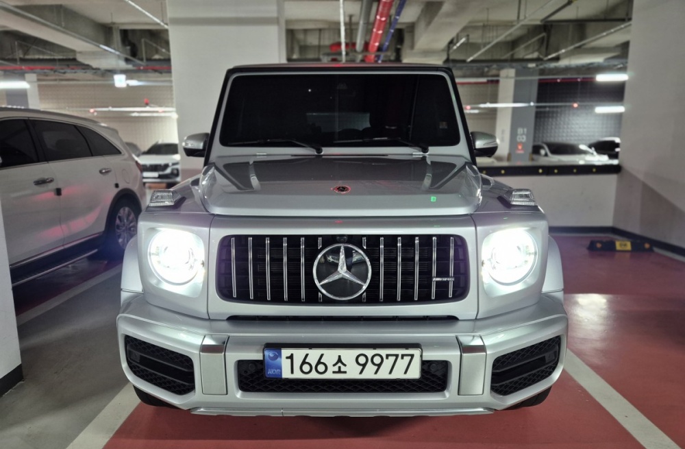 Mercedes-Benz G-Class W463b