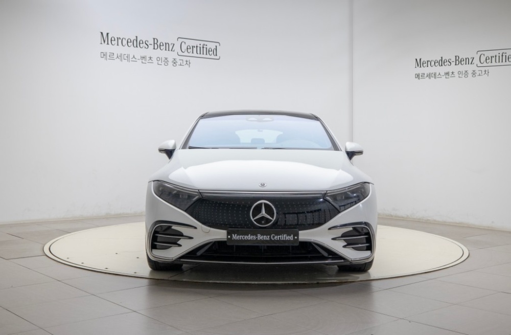 Mercedes-Benz EQS V297