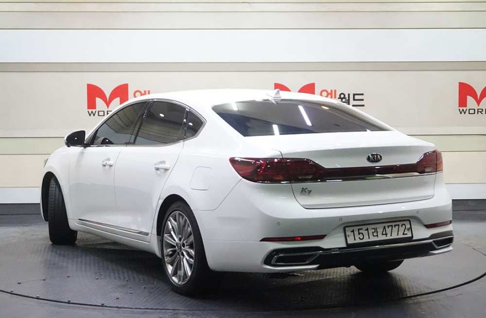 Kia K7 Premier