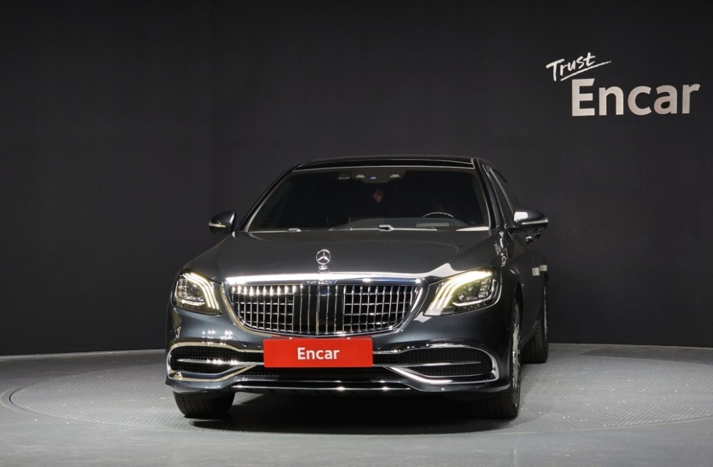 Mercedes-Benz S-Class W222