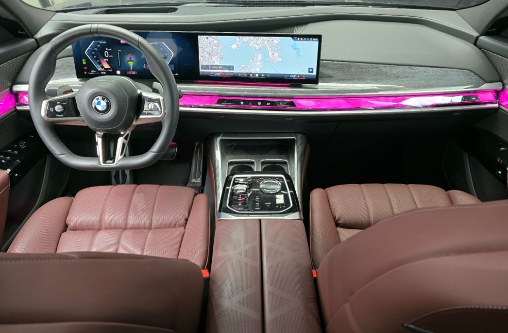 BMW 7 Series (G70)