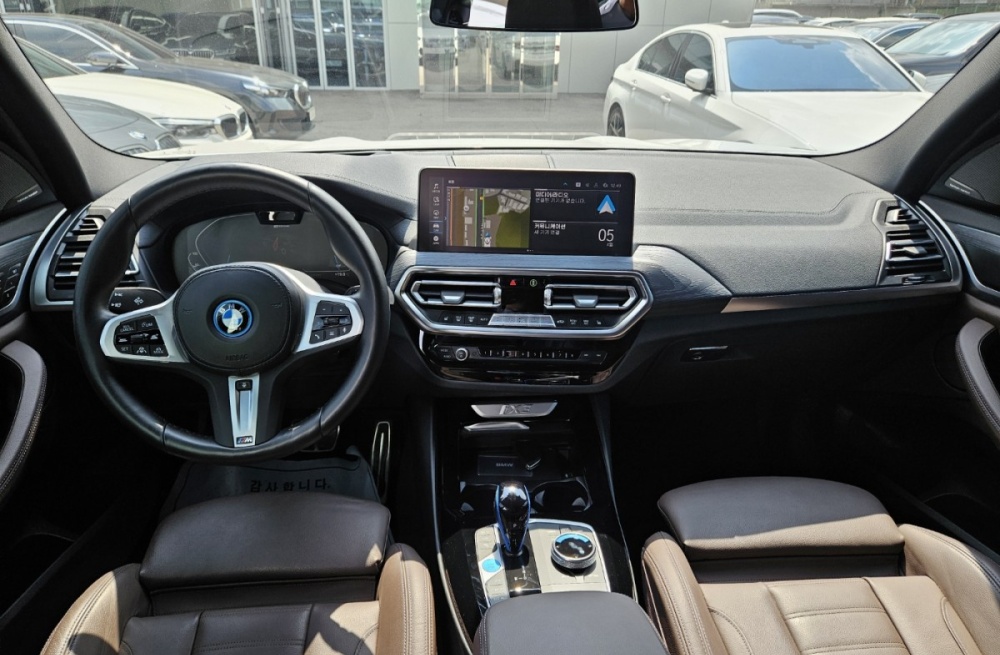 BMW iX3