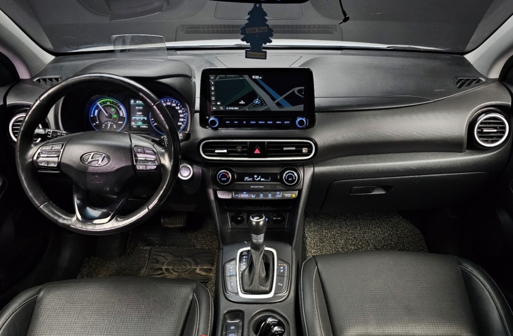 Hyundai kona hybrid
